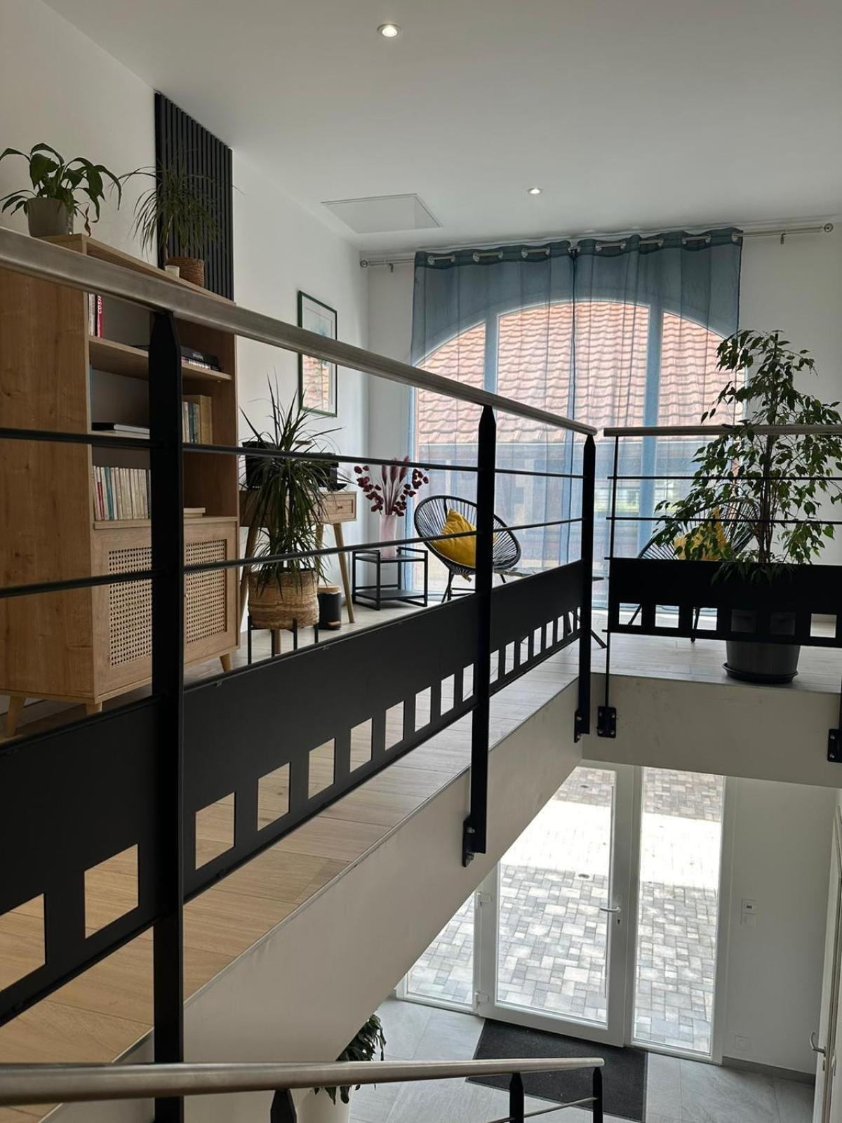 L'Obsidienne Virecourt ภายนอก รูปภาพ